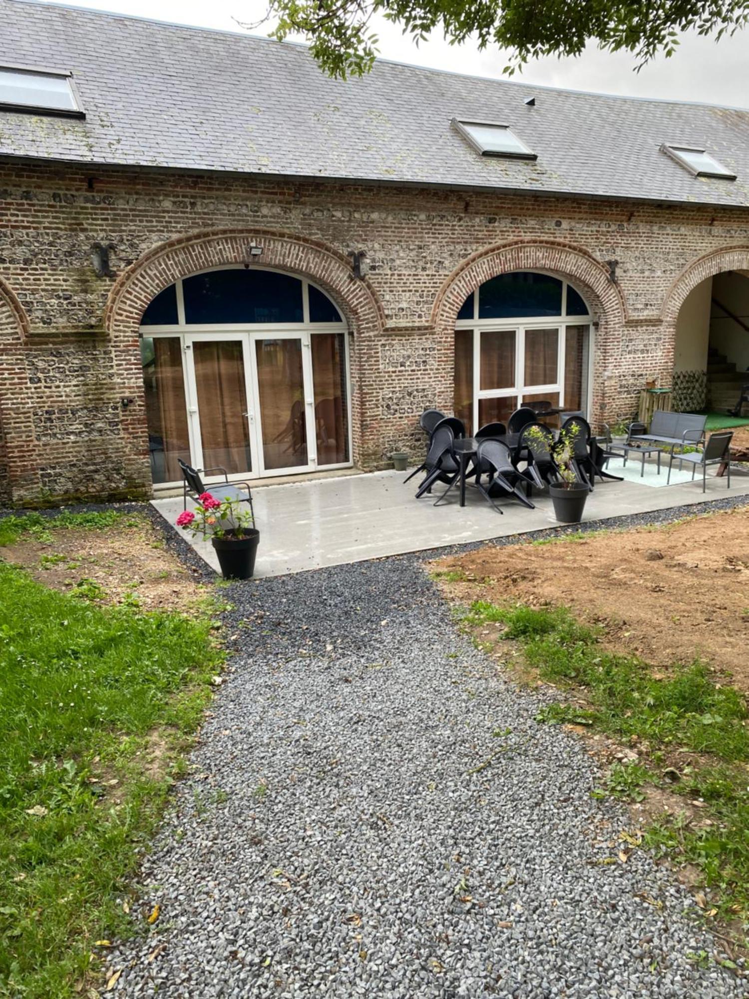 Les Gites Du Chateau Du Cedre Manneville-ès-Plains Exterior foto